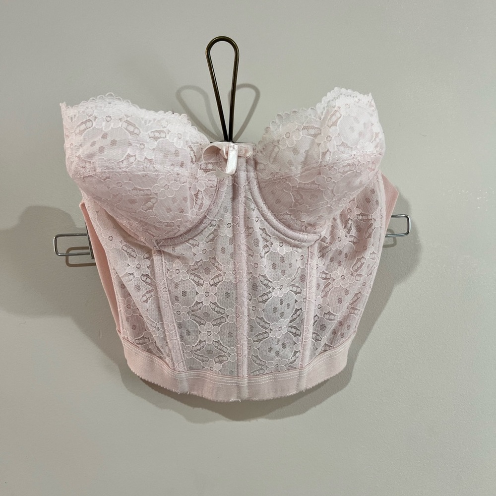 VINTAGE Y2K Lace Bustier in Light Pink